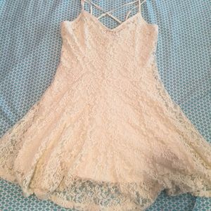 SALE❣️ AE Lace Floral Dress